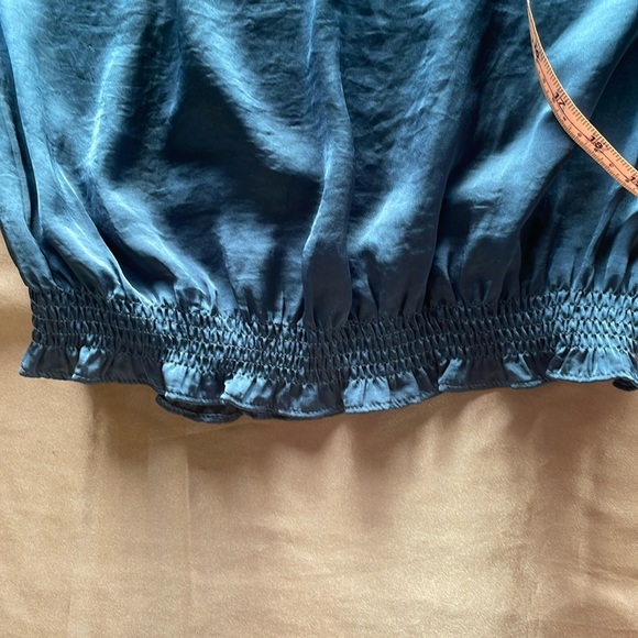 Dress Barn Blue Satin Ruffled Top Size Medium - Picture 5 of 7